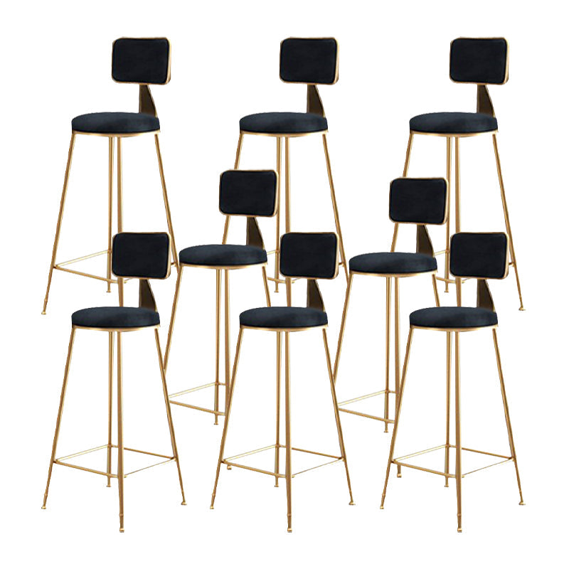 Sgabello imbottito in tessuto in metallo glam in metallo in finitura opaca per interno