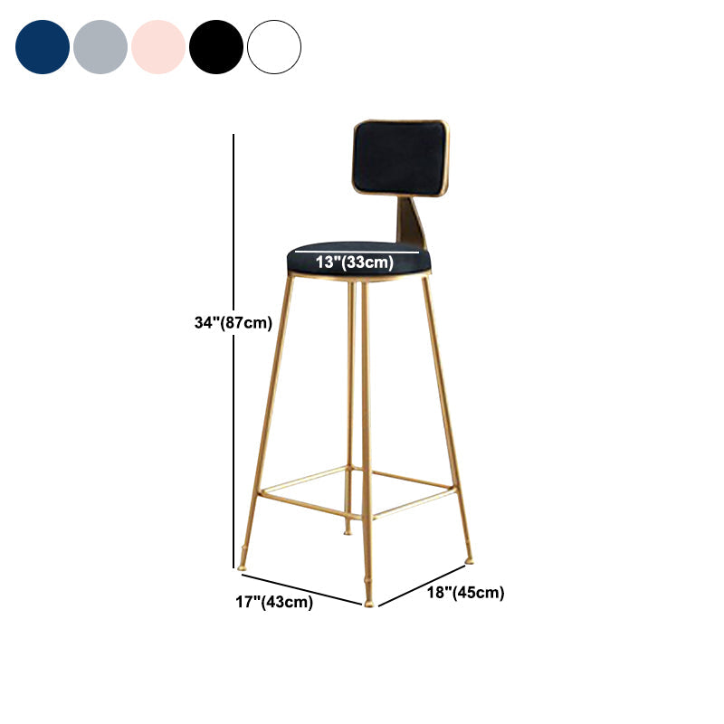 Sgabello imbottito in tessuto in metallo glam in metallo in finitura opaca per interno