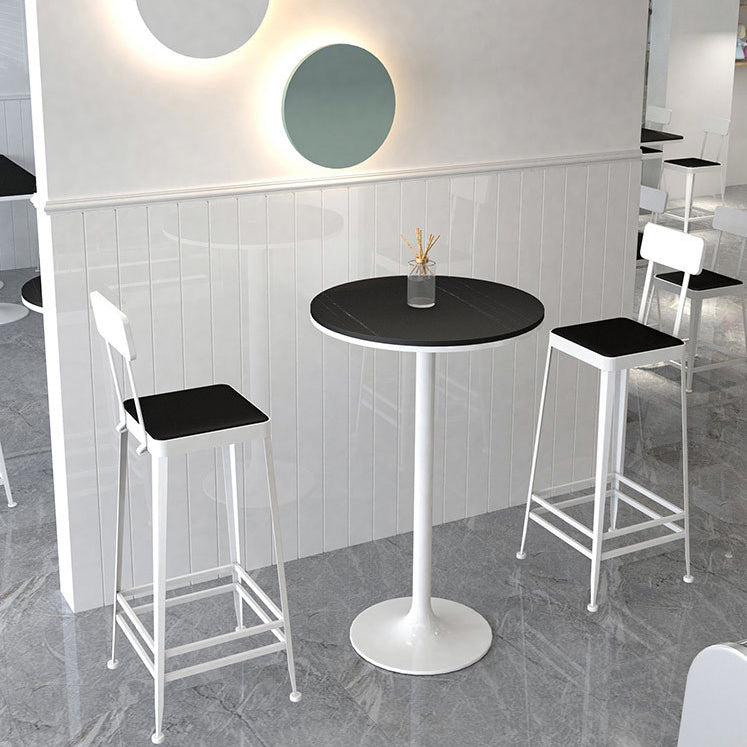 Glam Metallhocker Küche 4 -Bein -Thekeschatzhocker in mattem Finish