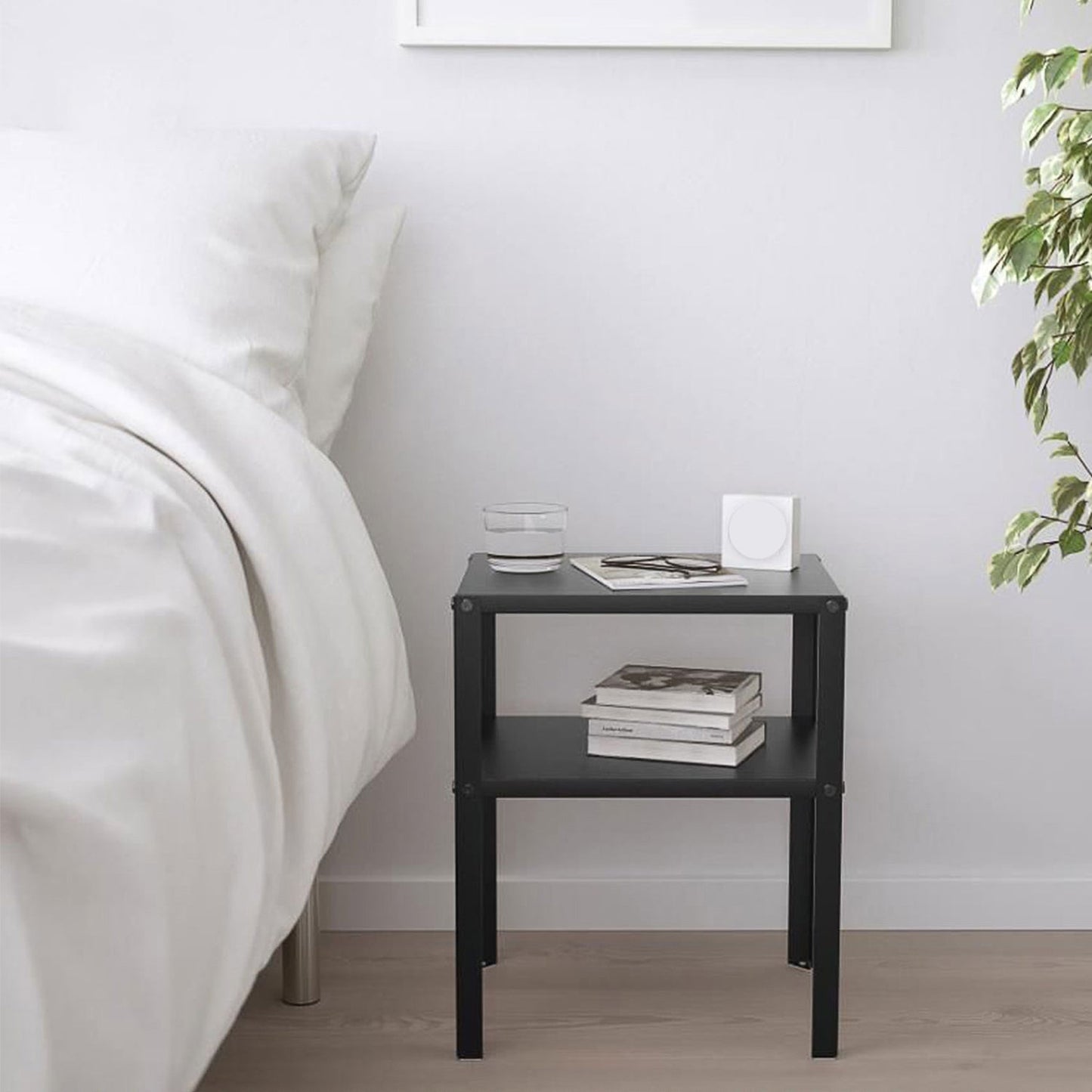 Metall 2-Shelf-Nachttisch 17,72 "hoher Industriekabinett am Nachtbezirk