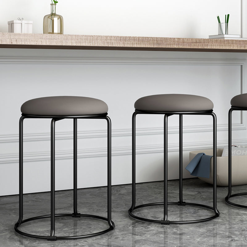 Standard Glam Velvet Ottoman Round Mildew Resistant Plain Ottoman Clearhalo 'furn' 'furn_ottomans_poufs' 'Furniture' 'Living Room Furniture' 'Ottomans & Poufs' 'ottomans_poufs' 5851955