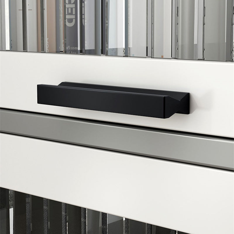 Libreria in legno ingegnerizzato in legno con porte chiuse in libreria incluse