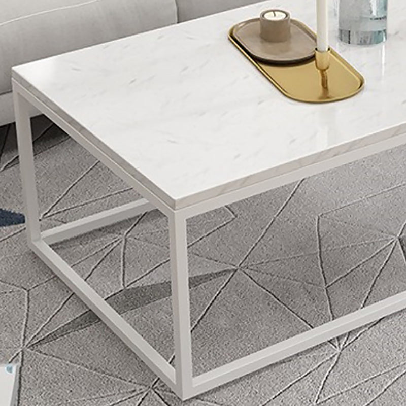 Mesa de centro rectangular Glam con tapa de mármol blanco y estructura de hierro
