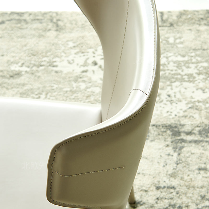 Silla de interior contemporánea de metal acabado mate silla lateral de ala