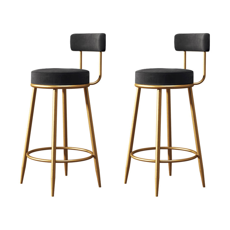 グラムメタルバースツールローバックファブリック布張りのカウンタースツール屋内のマット仕上げのカウンタースツール