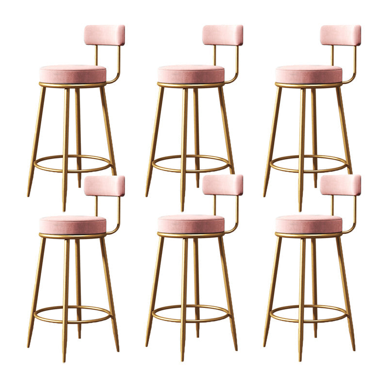 グラムメタルバースツールローバックファブリック布張りのカウンタースツール屋内のマット仕上げのカウンタースツール