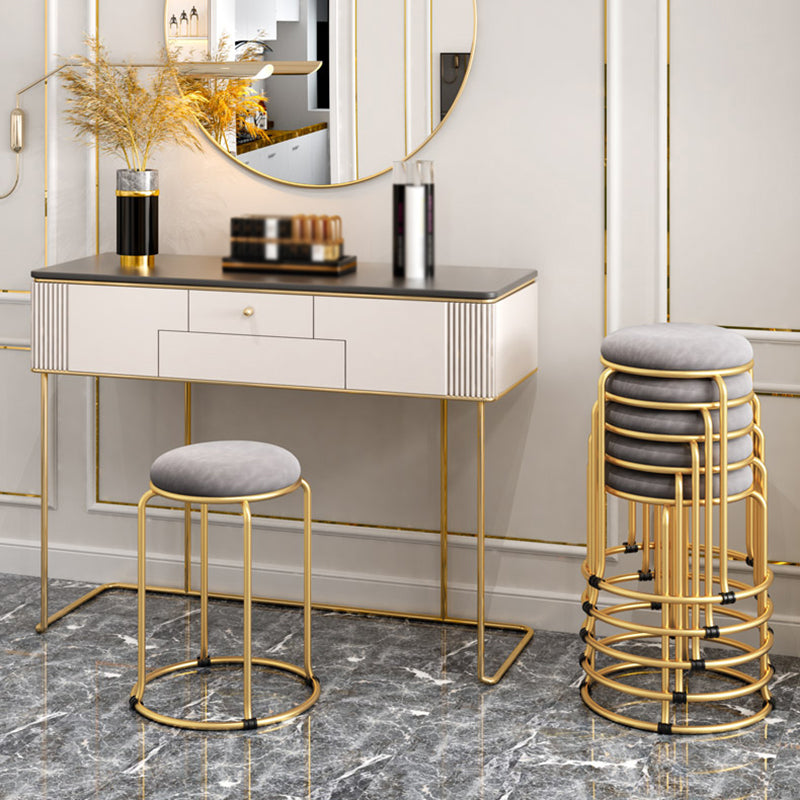 Indoor Round Ottoman Glam Standard Stain Resistant Velvet Ottoman Clearhalo 'furn' 'furn_ottomans_poufs' 'Furniture' 'Living Room Furniture' 'Ottomans & Poufs' 'ottomans_poufs' 5865685