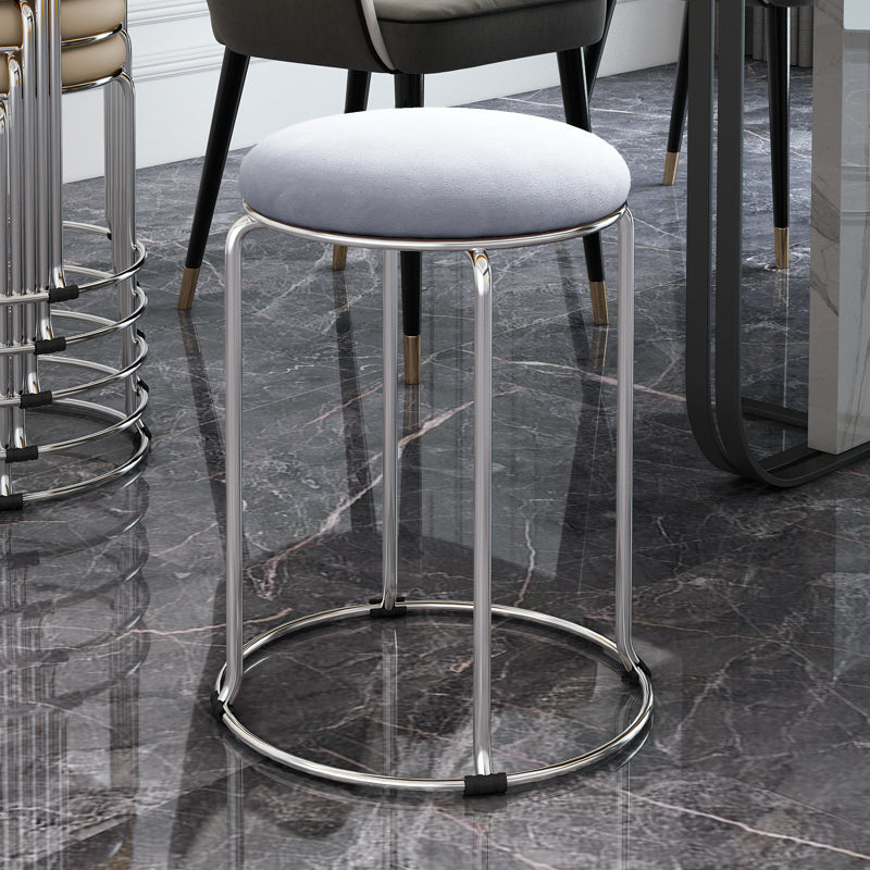 Contemporary Standard Ottoman Velvet Scratch Resistant Whole Colored Round Ottoman Grey 1 Piece Clearhalo 'furn' 'furn_ottomans_poufs' 'Furniture' 'Living Room Furniture' 'Ottomans & Poufs' 'ottomans_poufs' 5865721