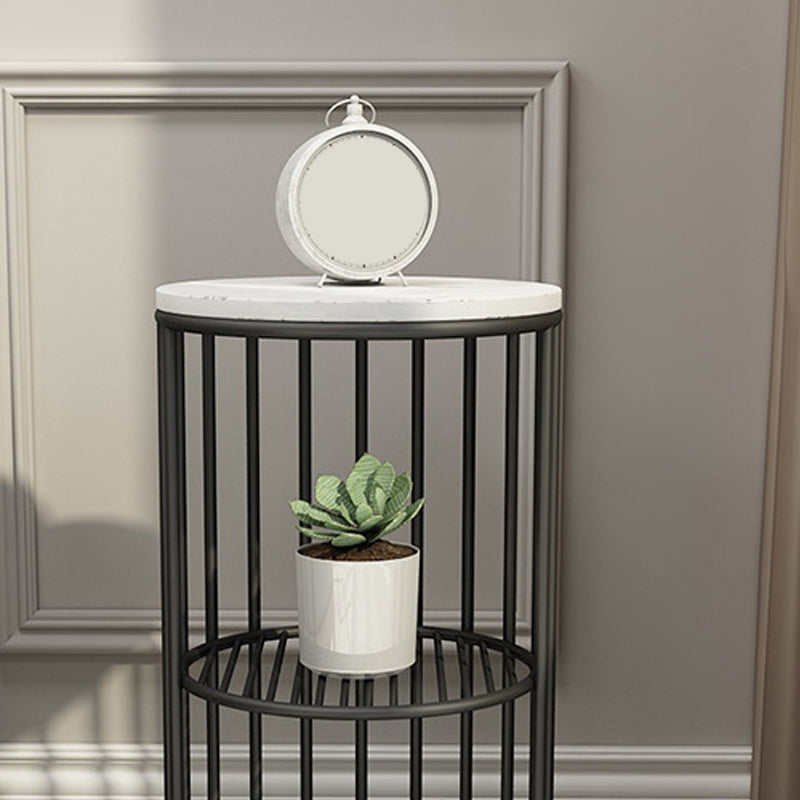 21.65 "Alto Metal Glam Nightstand de almacenamiento Abierto de almacenamiento Bedside Bedside con estantes