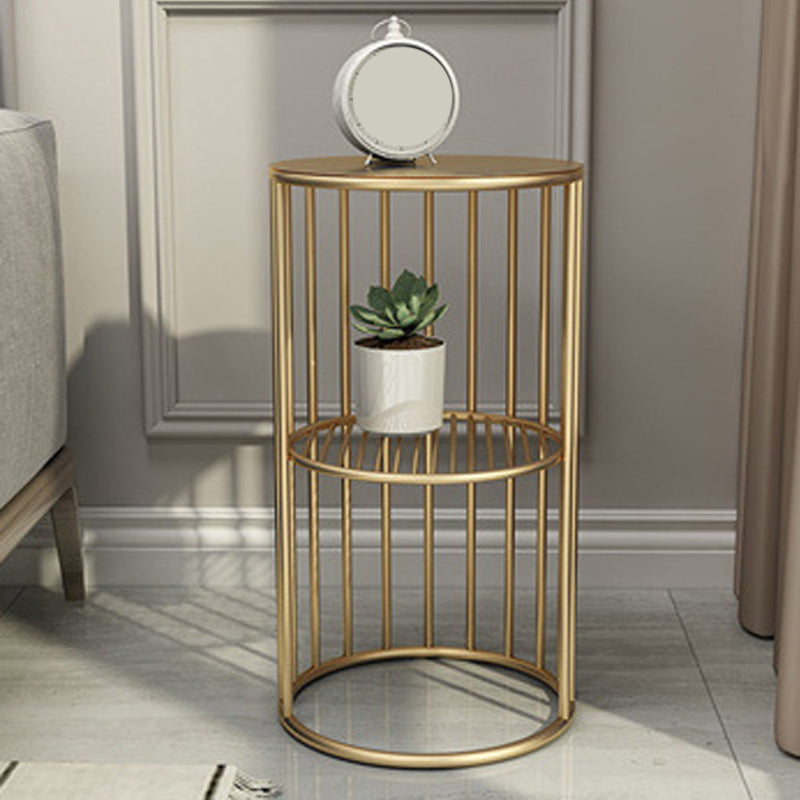 21.65 "Alto Metal Glam Nightstand de almacenamiento Abierto de almacenamiento Bedside Bedside con estantes
