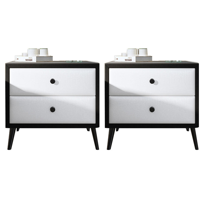 Solide houten accenttafel nachtkastjes benen inbegrepen bedkast met 2 laden