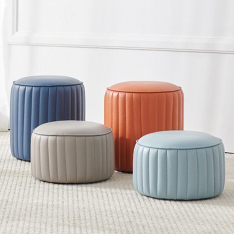 Pouf contemporaneo resistente all'acqua rotonda in pelle arancione ottomana