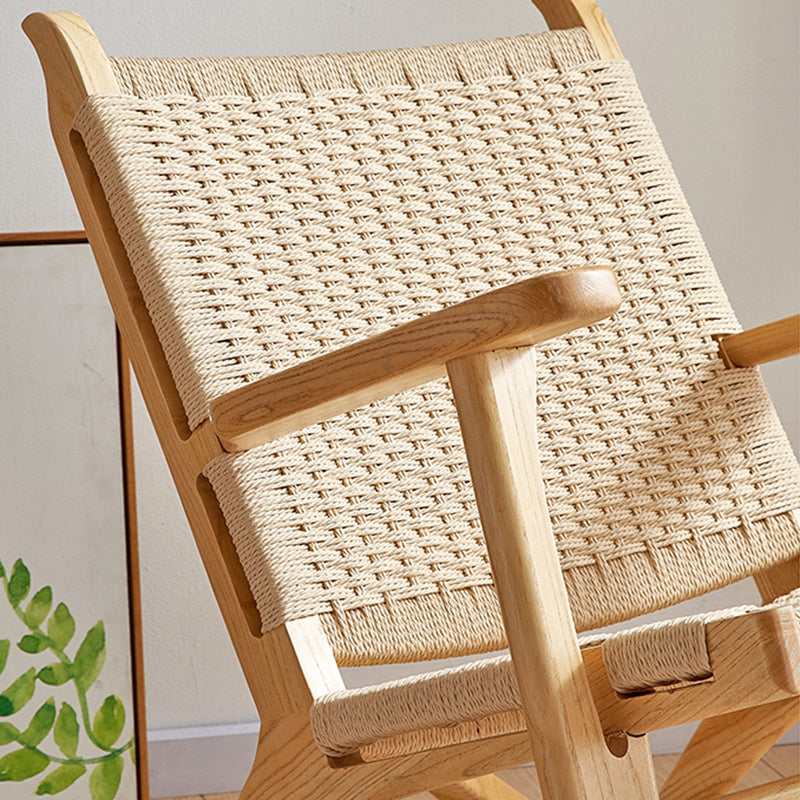 Traditionele schommelstoel vast houten frame vleugel stoel terug binnen schommelstoel