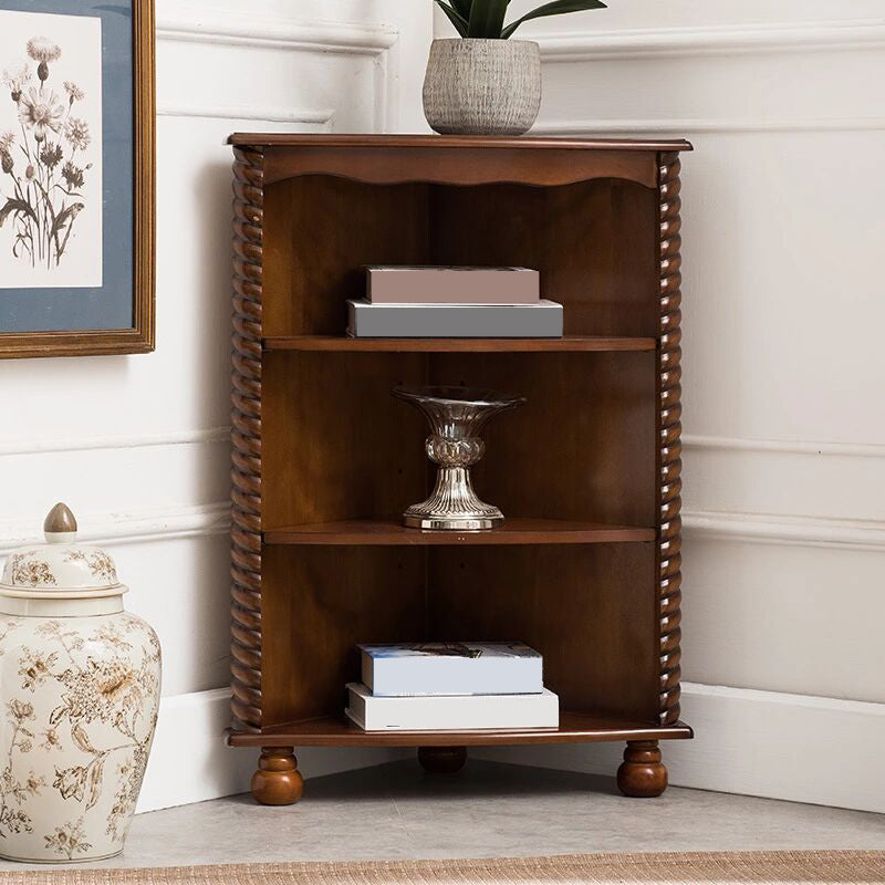 Hedendaagse massieve houten hoekkist, bruine accentkist met planken