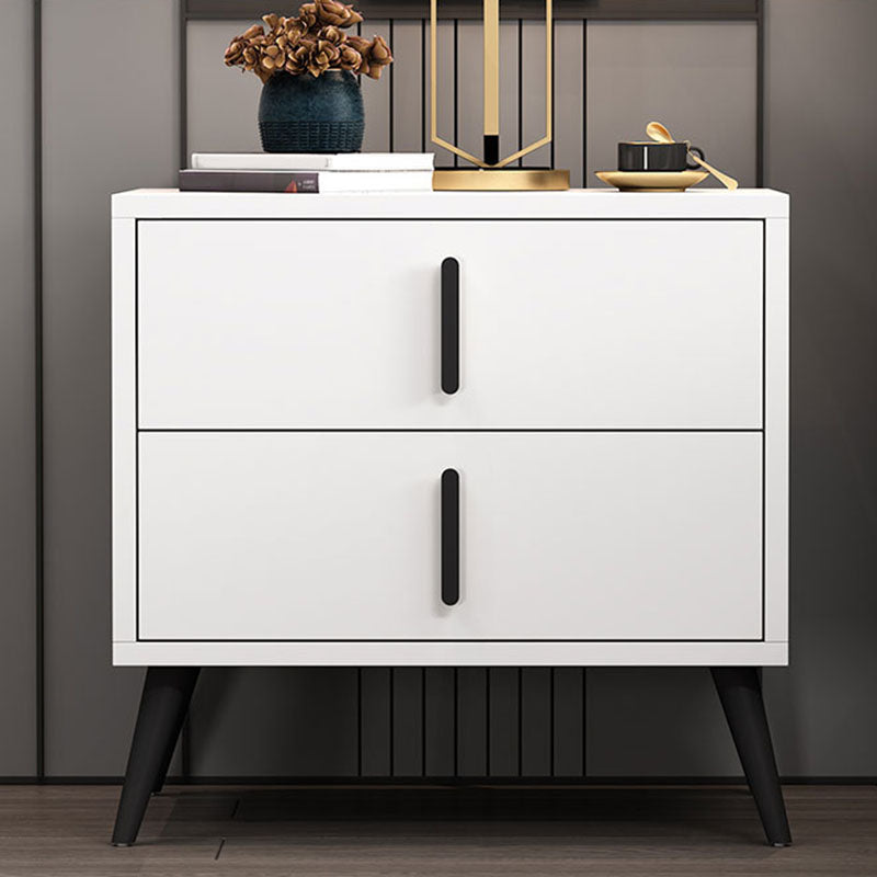 Les tiroirs de chevet de lit en bois d'ingénierie comprennent la table de chevet pour la chambre