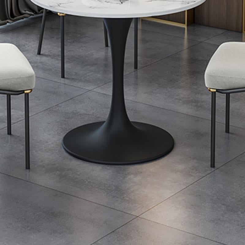 Table ronde de luxe traditionnelle en métal avec base de tulipes Table à manger en pierre fritté pour la maison