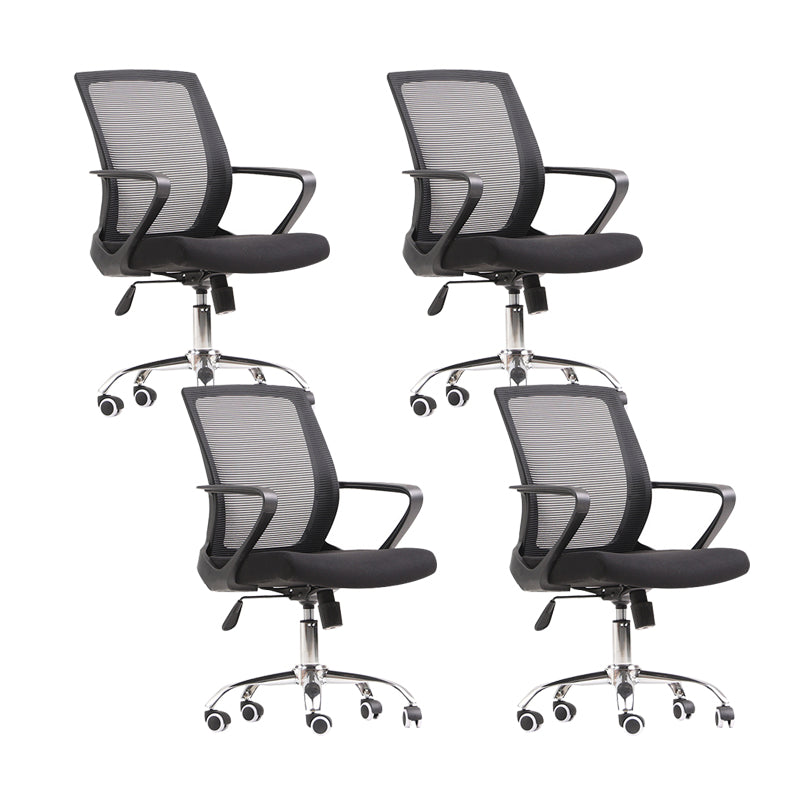 Silla moderna y contemporánea con respaldo medio Silla negra con ruedas para tareas