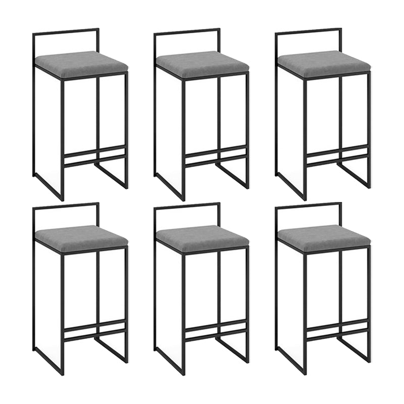 Bas du comptoir rembourré à dos basse tabouret de bar industriel sans repose-pied avec repose-pied