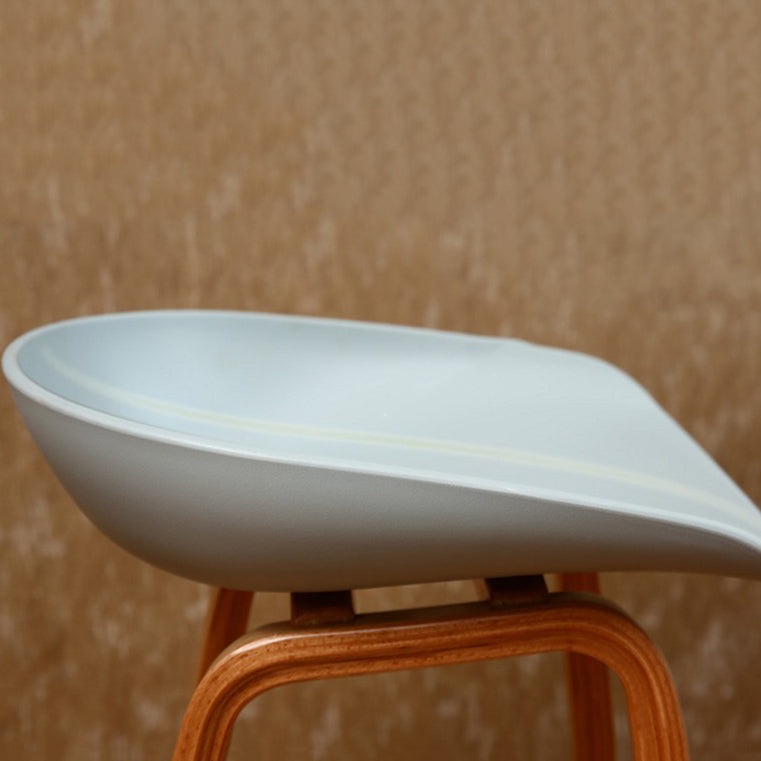 Sgabello da bar senza bracciole moderno con banco in legno in legno con poggiapiedi