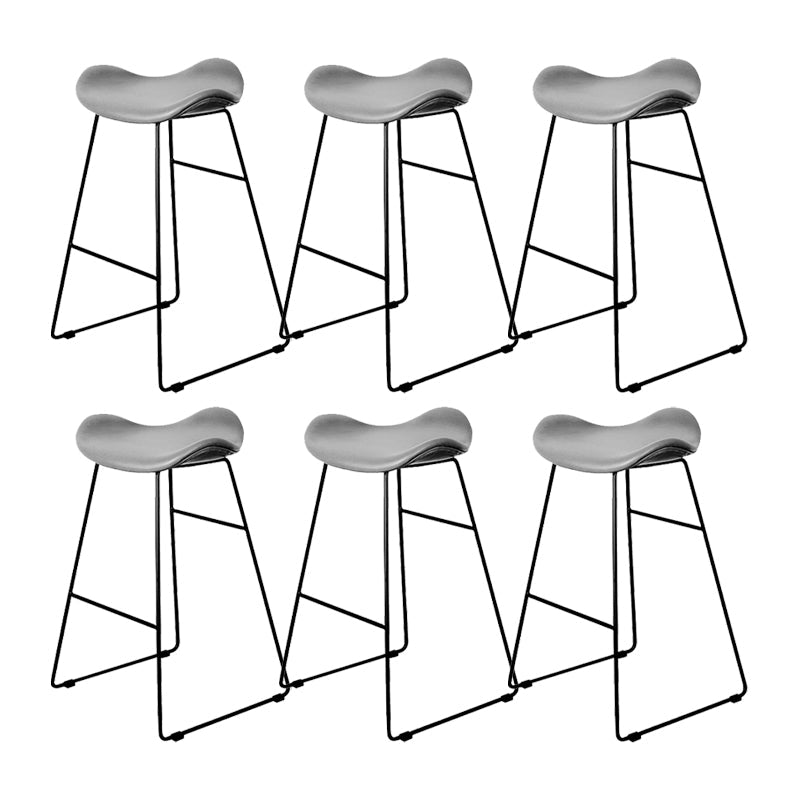 Sedia da bar in pelle di sgax con bancone senza braccio industriale con zampe metalliche