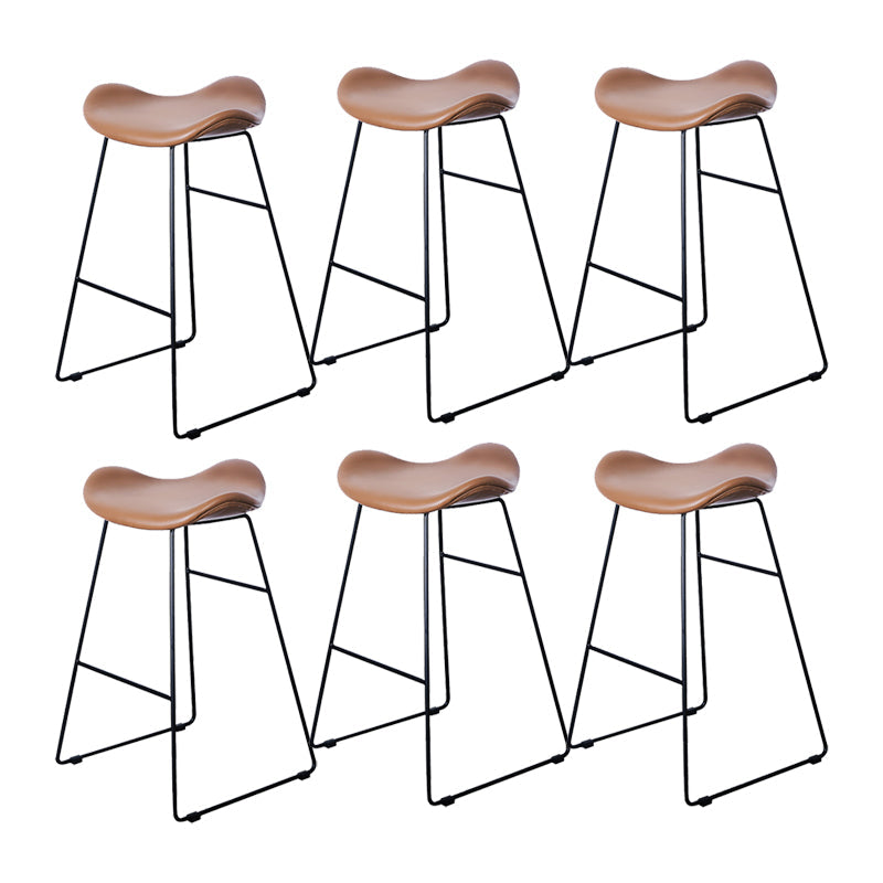 Sedia da bar in pelle di sgax con bancone senza braccio industriale con zampe metalliche