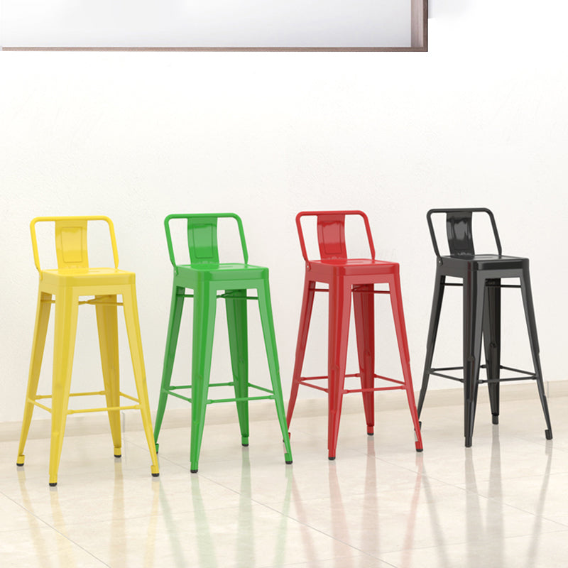 Moderna sedia a barre quadrata senza braccio sgabello da bar sul retro con gambe metalliche