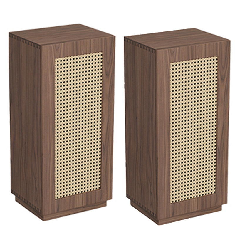 Massive Holz am Nachtkabine Kiefernkiefern Türen mit modernen Nachttisch enthalten