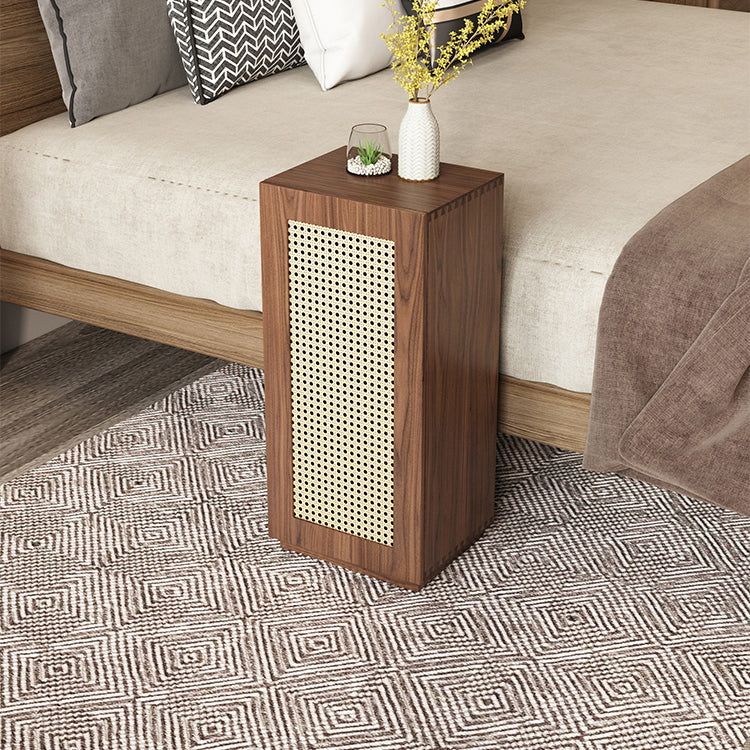 Massive Holz am Nachtkabine Kiefernkiefern Türen mit modernen Nachttisch enthalten