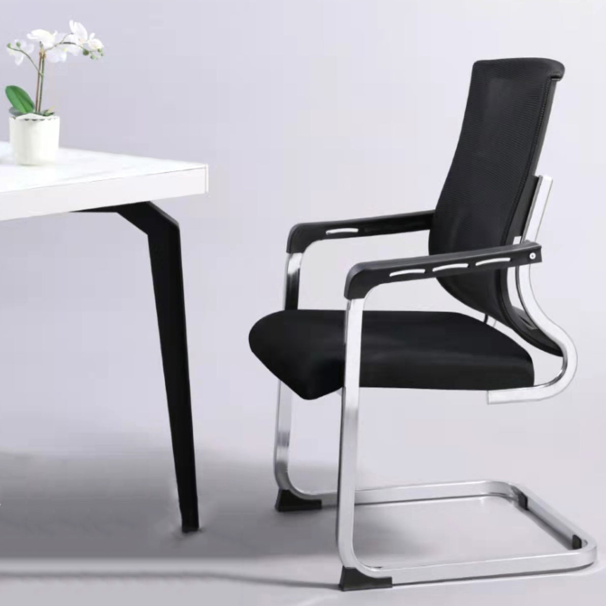 Ergonomischer gepolsterter Bürostuhl, moderner Schreibtischstuhl mit hoher Rückenlehne