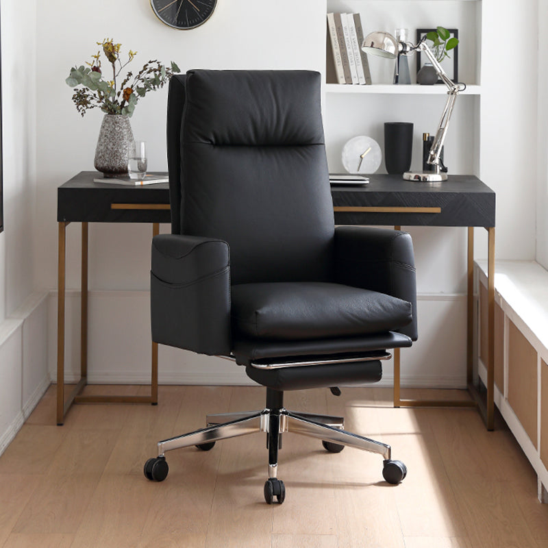 Silla moderna de gerente de brazos fijos Silla ajustable en altura con ruedas