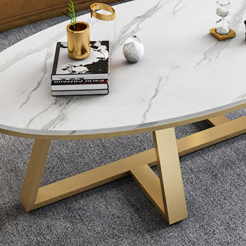 Tavolino da caffè in pietra ovale bianca con tavolino da cocktail a base di ferro