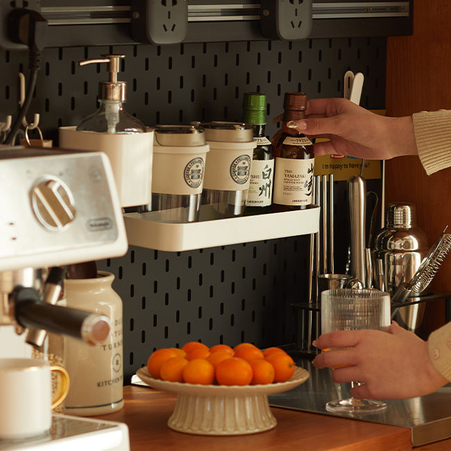 4-Schrägerkiefern Holz Sideboard moderne Glasschiebetür Schränke Credenka für Wohnzimmer