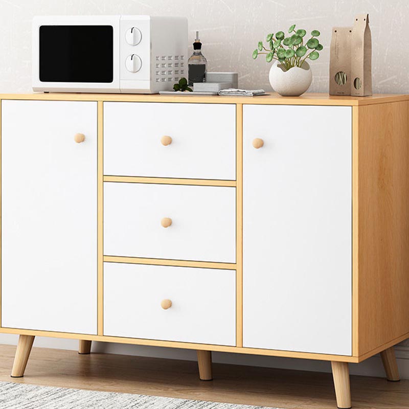 Sideboard di ristoro ingegnerizzato in stile contemporaneo con base in legno massiccio