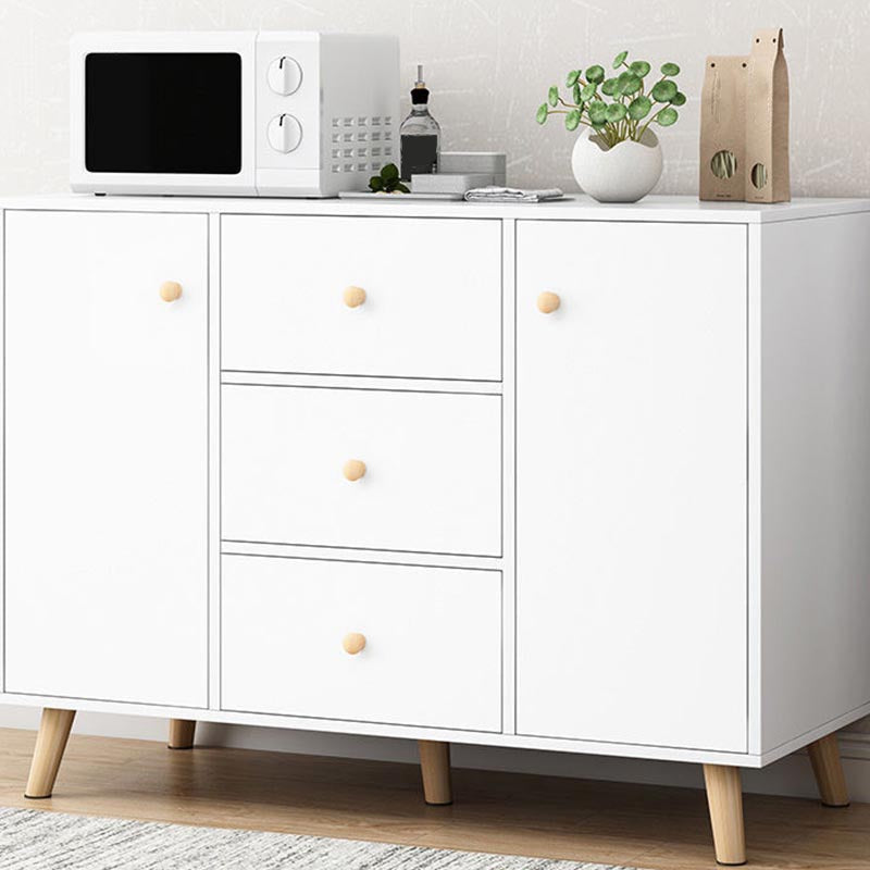 Sideboard di ristoro ingegnerizzato in stile contemporaneo con base in legno massiccio