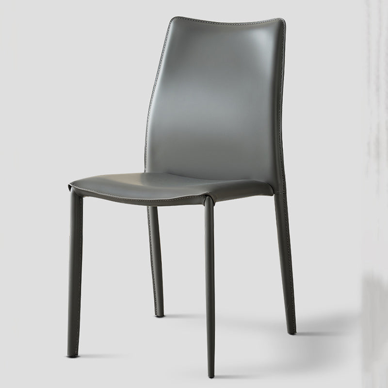 Silla interior tapizada de cuero de forma falsa acabado mate sólido