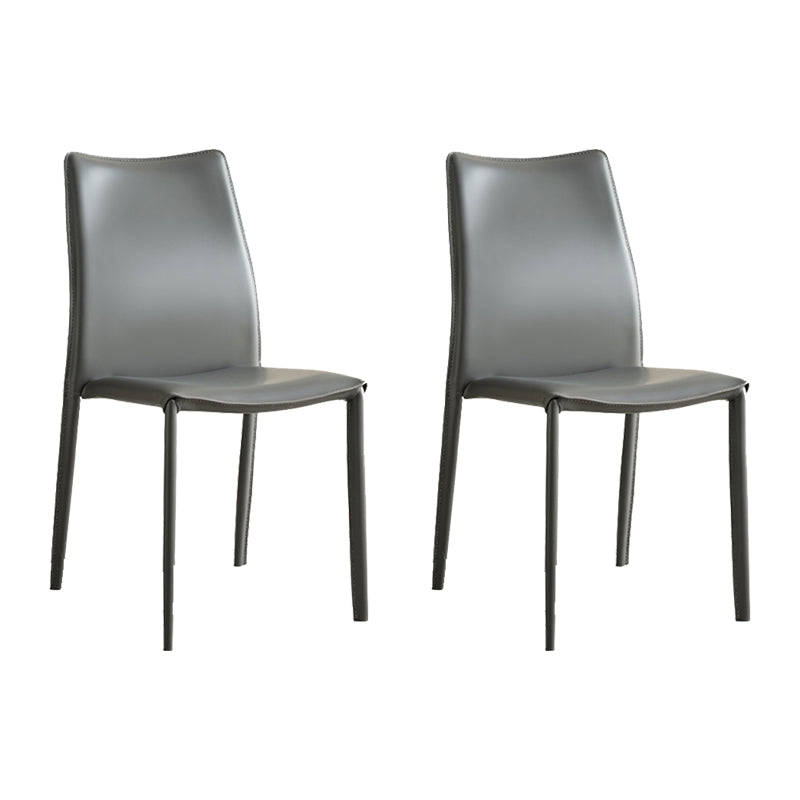 Silla interior tapizada de cuero de forma falsa acabado mate sólido