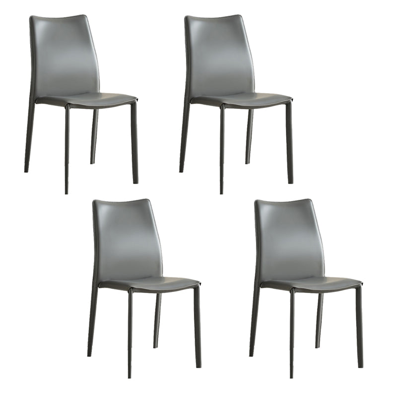 Silla interior tapizada de cuero de forma falsa acabado mate sólido