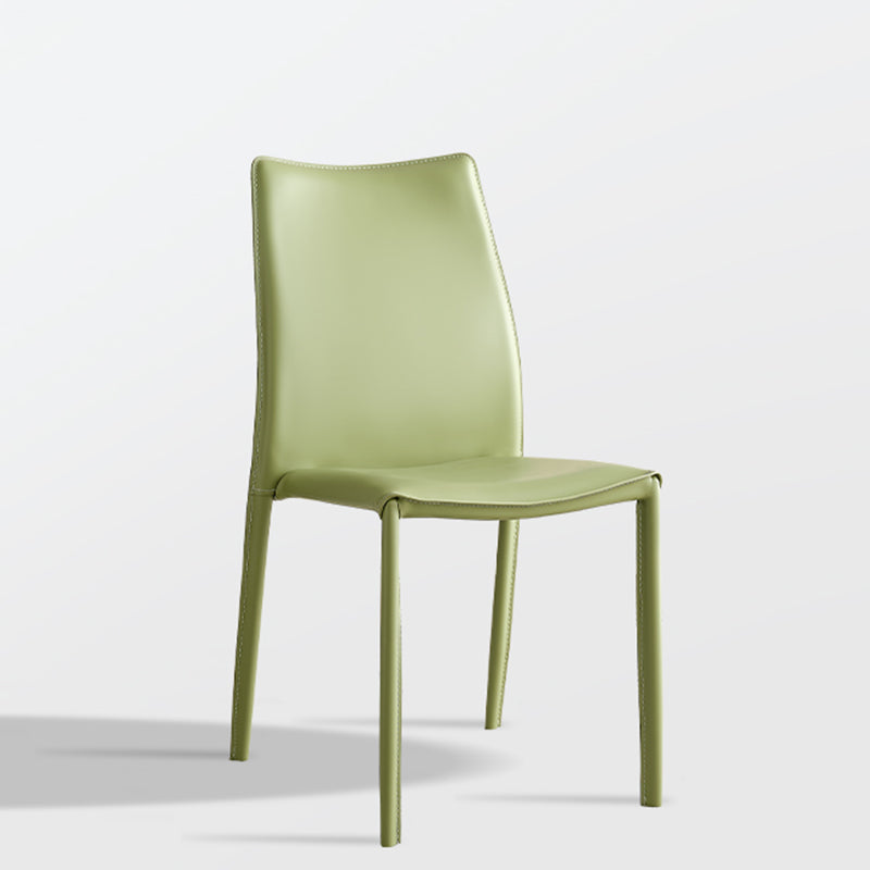 Silla interior tapizada de cuero de forma falsa acabado mate sólido