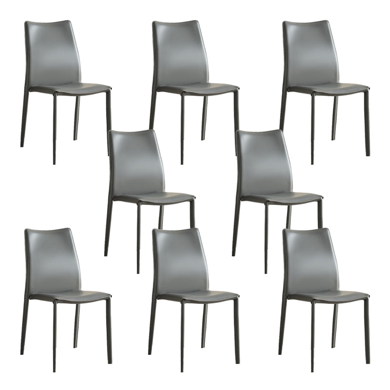 Silla interior tapizada de cuero de forma falsa acabado mate sólido