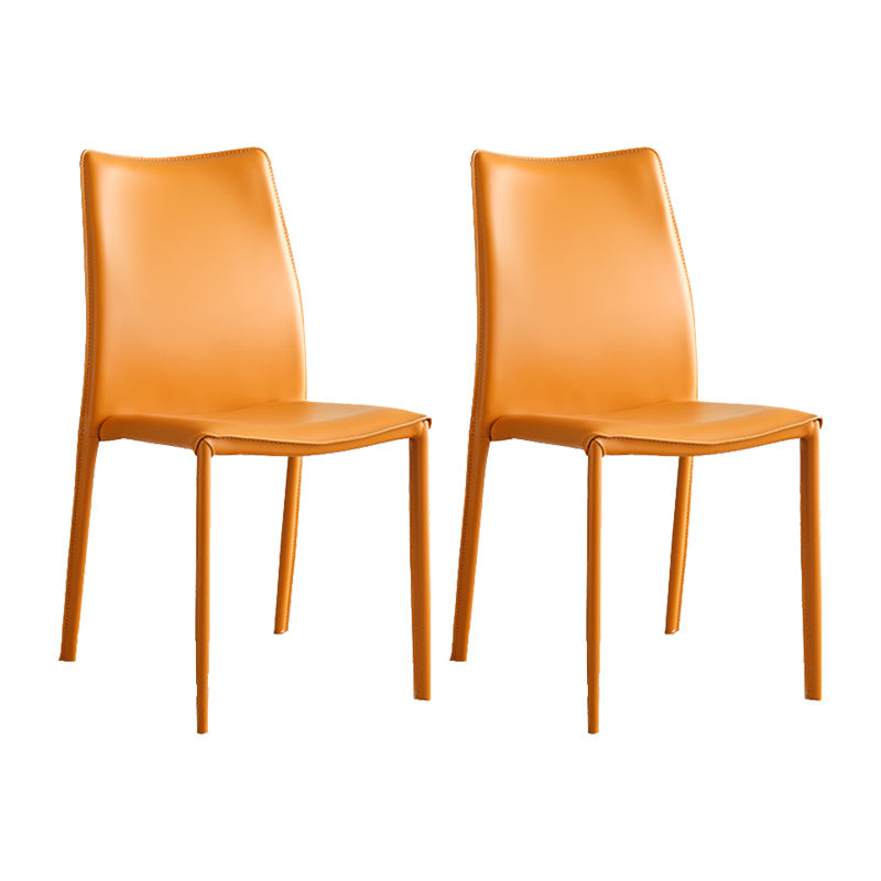 Silla interior tapizada de cuero de forma falsa acabado mate sólido