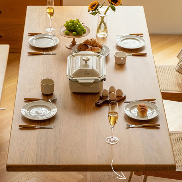 アクリル二重台座のベースを備えた天然の堅い木のダイニングテーブルモダンな屋内家具