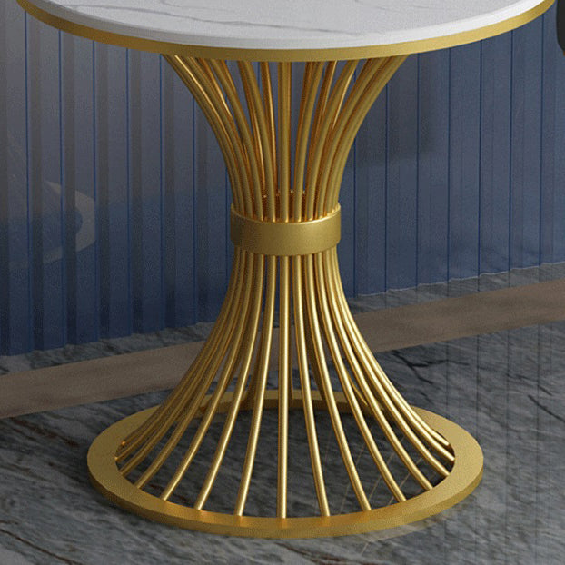 Traditioneller luxuriöser runder Esstisch Sintered Stone Tisch mit Metallpodest