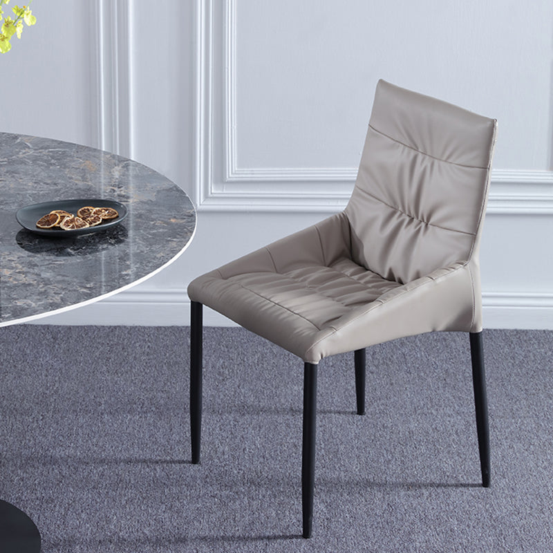 パーソンズサイドチェアモダンな布張りのダイニングとアクセントチェア