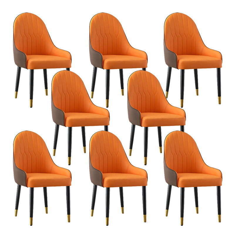 Glam -stijl Parsons eetkamerstoelen faux lederen armloze zijstoel