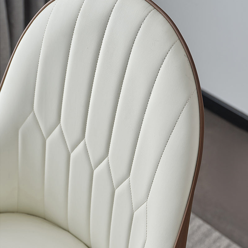 Glam -stijl Parsons eetkamerstoelen faux lederen armloze zijstoel