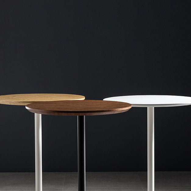 41.3"H Modern Pub Table Solid Wood Bar Height Round Bar Table Clearhalo 'Bar Furniture' 'Bar Tables' 'bar_tables' 'furn' 'furn_bar_tables' 'Furniture' 'Kitchen & Dining Furniture' 5903292