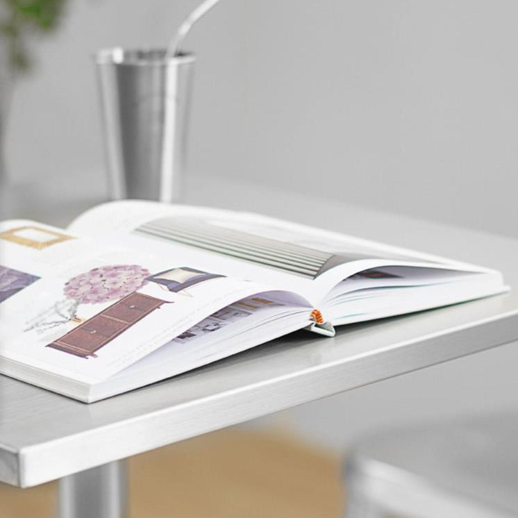 Vierkante eettafel industriële roestvrijstalen tafel met voetstukbasis