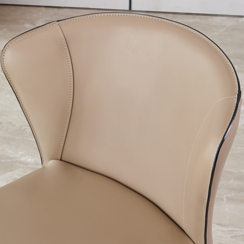 Silla de comedor moderna de comedor con brazos con patas de metal para cocina