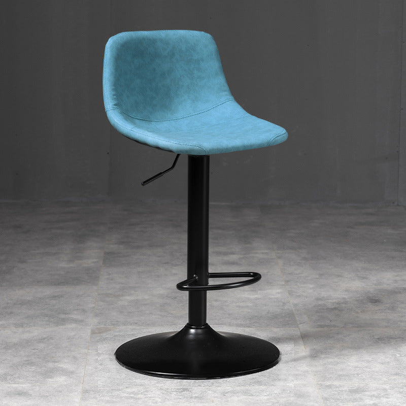 Copertina contemporanea di sgabelli in legno in leo in leo in metallo in metallo