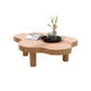 Table basse scandinave de forme libre avec 3 pieds en bois de pin